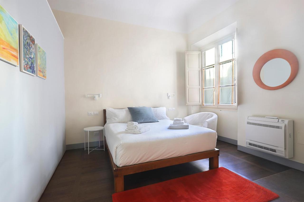 פירנצה Apt. Perla - Pauline Suites, Palazzo Borghese מראה חיצוני תמונה